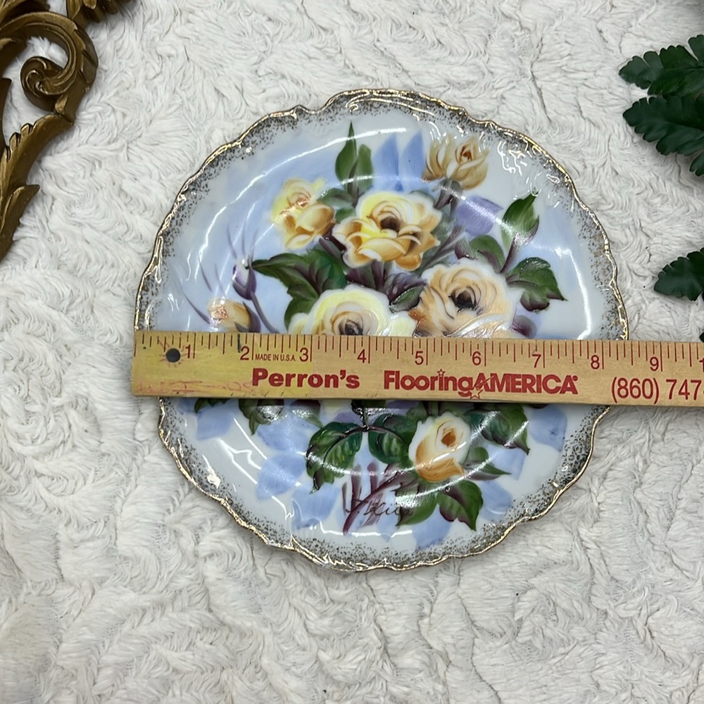 Ceramic Floral Plate - Picture 2 of 6